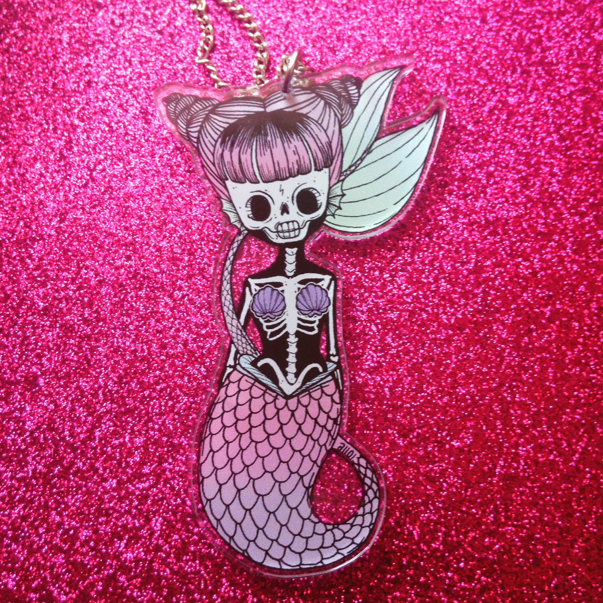 Undead #Mermaid 🐚 necklace from #PunkyPins