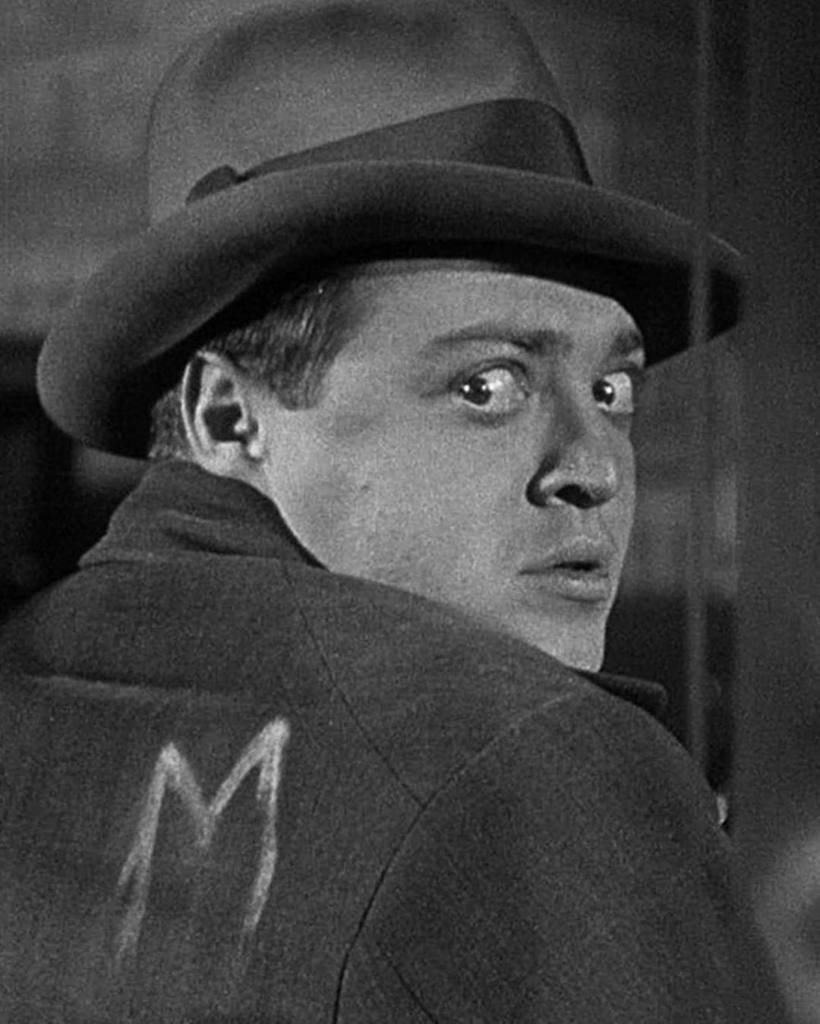 Hildred_Rex's tweet photo. The Marked Man.
#M #svengali #peterlorre #German #derspieler #HildredRex #horror #expressionism #FritzLang https://t.co/yNsHPNK1VI https://t.co/bI0z6tJfUZ