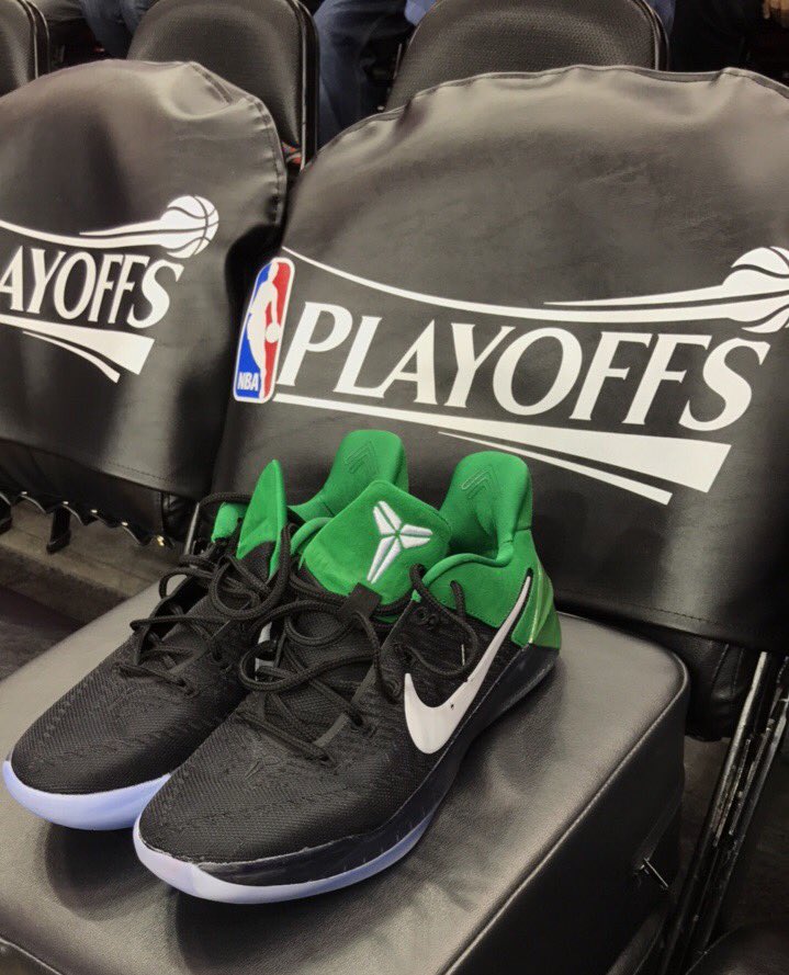 foot locker dc shoes