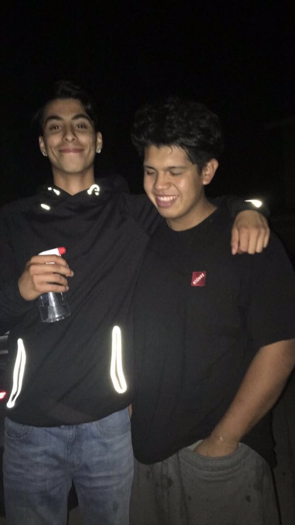 RHSWaterWars17's tweet photo. Nate from FISHDICKS gets Michael and Albert from holy water before the cut off https://t.co/DvtKOojmV4