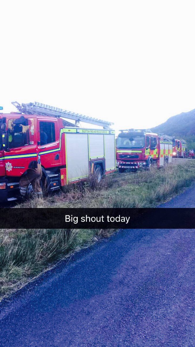 ItsRadioDan's tweet photo. Today I've spent my day fighting a vary large wild fire in #GlenEtive - time for some sleep before the pager sounds again #FiremanDan https://t.co/Ig9luuWjhE