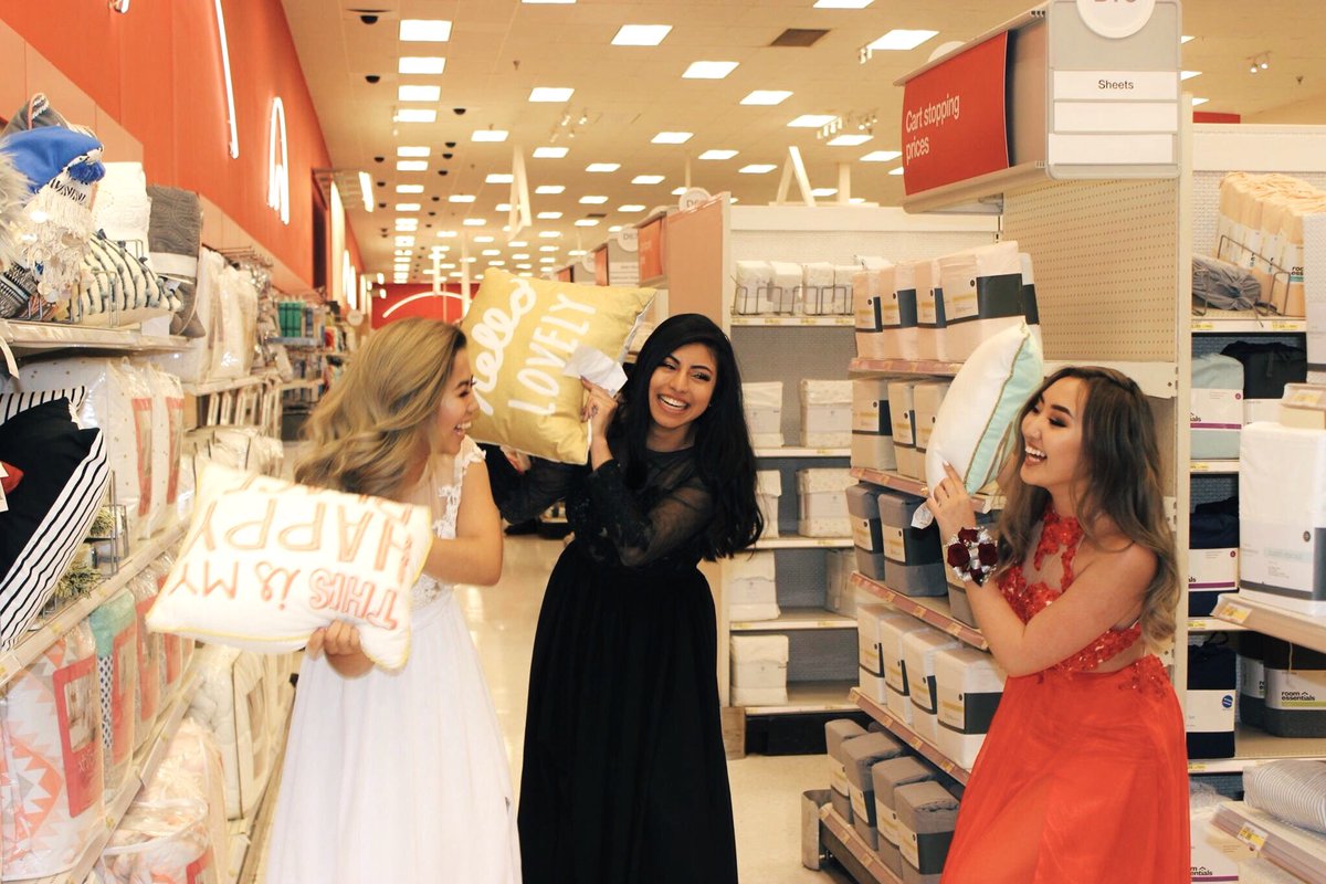 mrndavo's tweet image. sponsor us target!!!! 🎯#promshoot pt1.