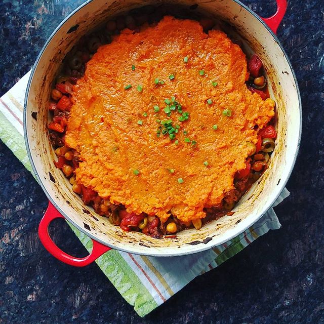 Check out this Moroccan Lamb &amp; Sweet Potato Shepherd’s Pie w/#muirglen crushed #tomatoes-on our <a href="/the_feedfeed/">The Feedfeed</a> pg. thefeedfeed.com/muirglen/snack…