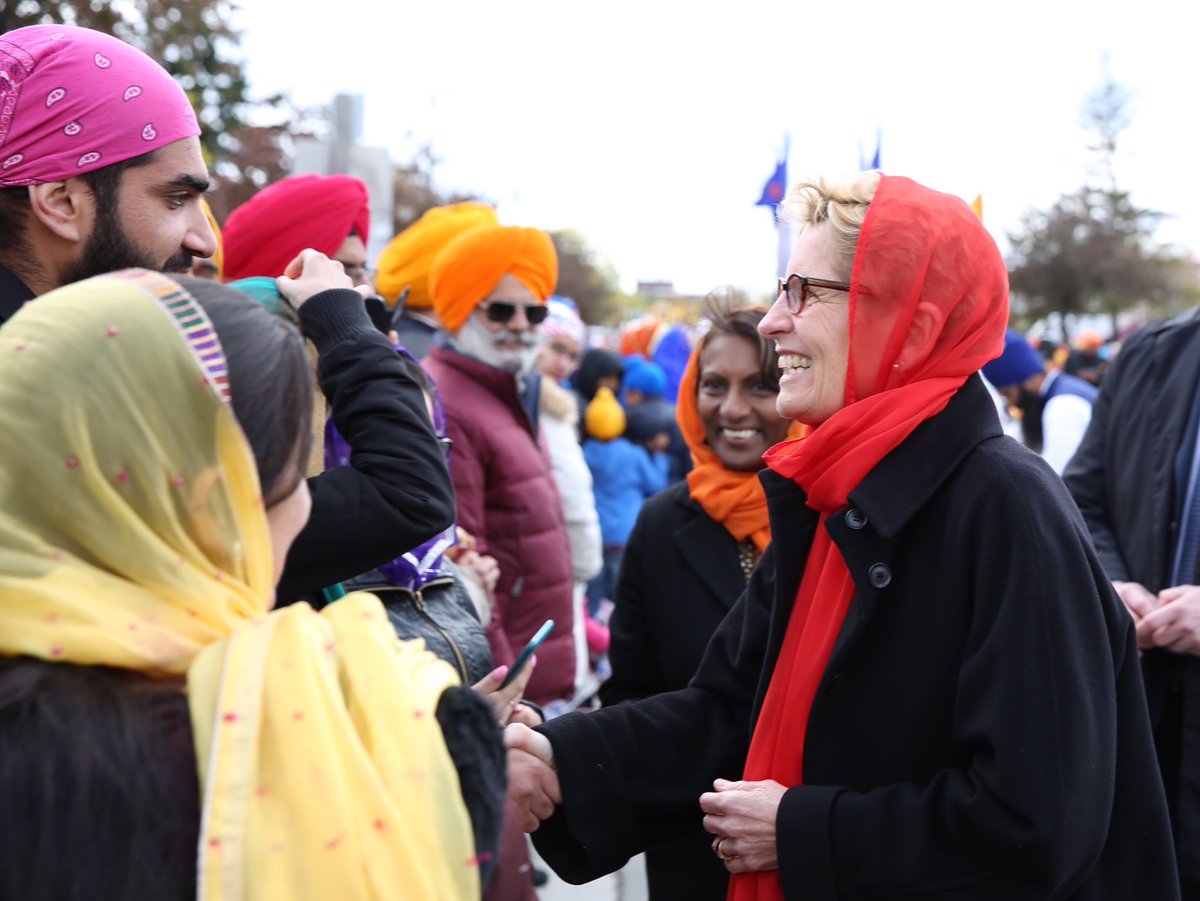 Kathleen_Wynne's tweet photo. Our diversity is our strength. Inspiring to celebrate that diversity with the Sikh community at Mississauga’s Malton Khalsa Day parade! https://t.co/biGmyY5QRR