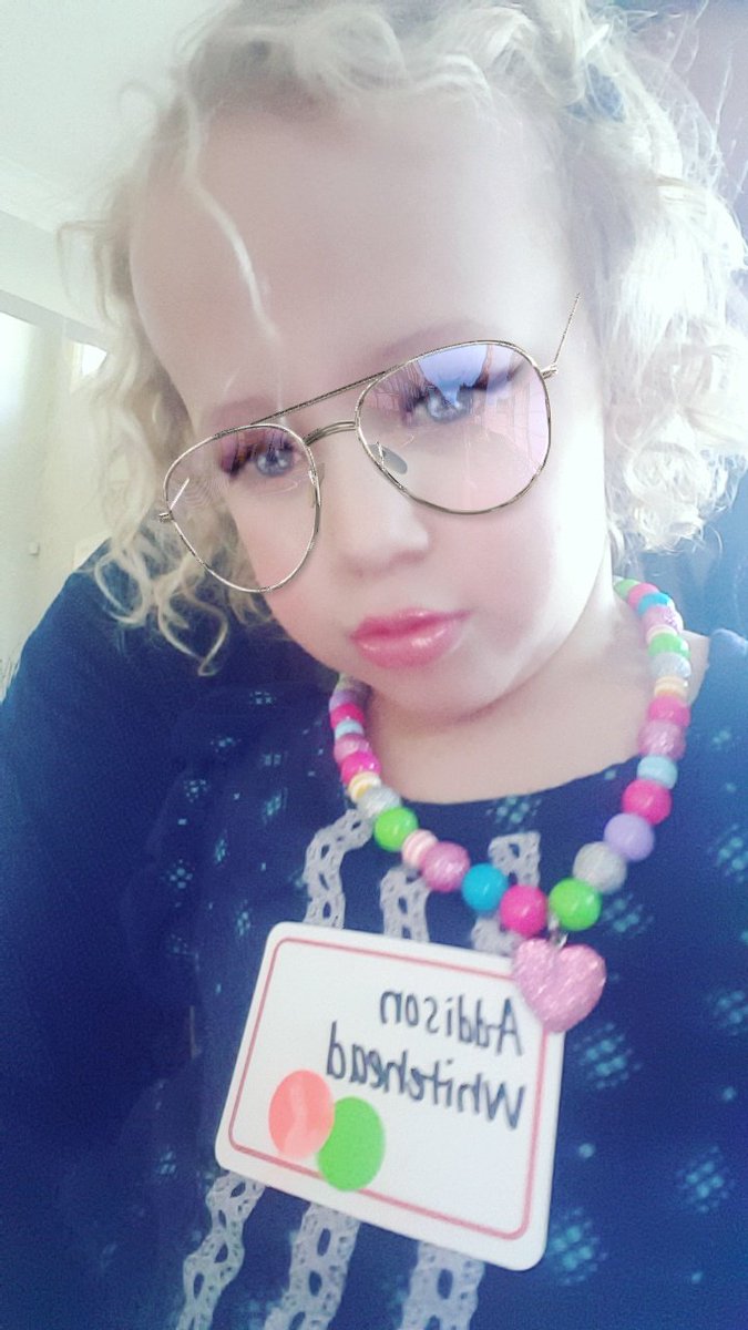 MG_double3's tweet photo. ππ blowing up my Snapchat with this little cutie #AddyRose #Cousin https://t.co/0nBt50BqaX