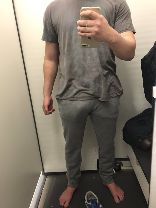 "Do these sweatpants make my dick look fat?" 👀🍆😂 #changingroom #shopping #teambigdick #thirdleg #monstercock<a href="/tag/changingroom"class="tags">#changingroom</a><a href="/tag/shopping"class="tags"><span>#shopping</span></a><a href="/tag/monstercock"class="tags"><span>#monstercock</span></a><a href="/tag/sizematters"class="tags"><span>#sizematters</span></a><a href="/tag/teambigdick"class="tags"><span>#teambigdick</span></a>