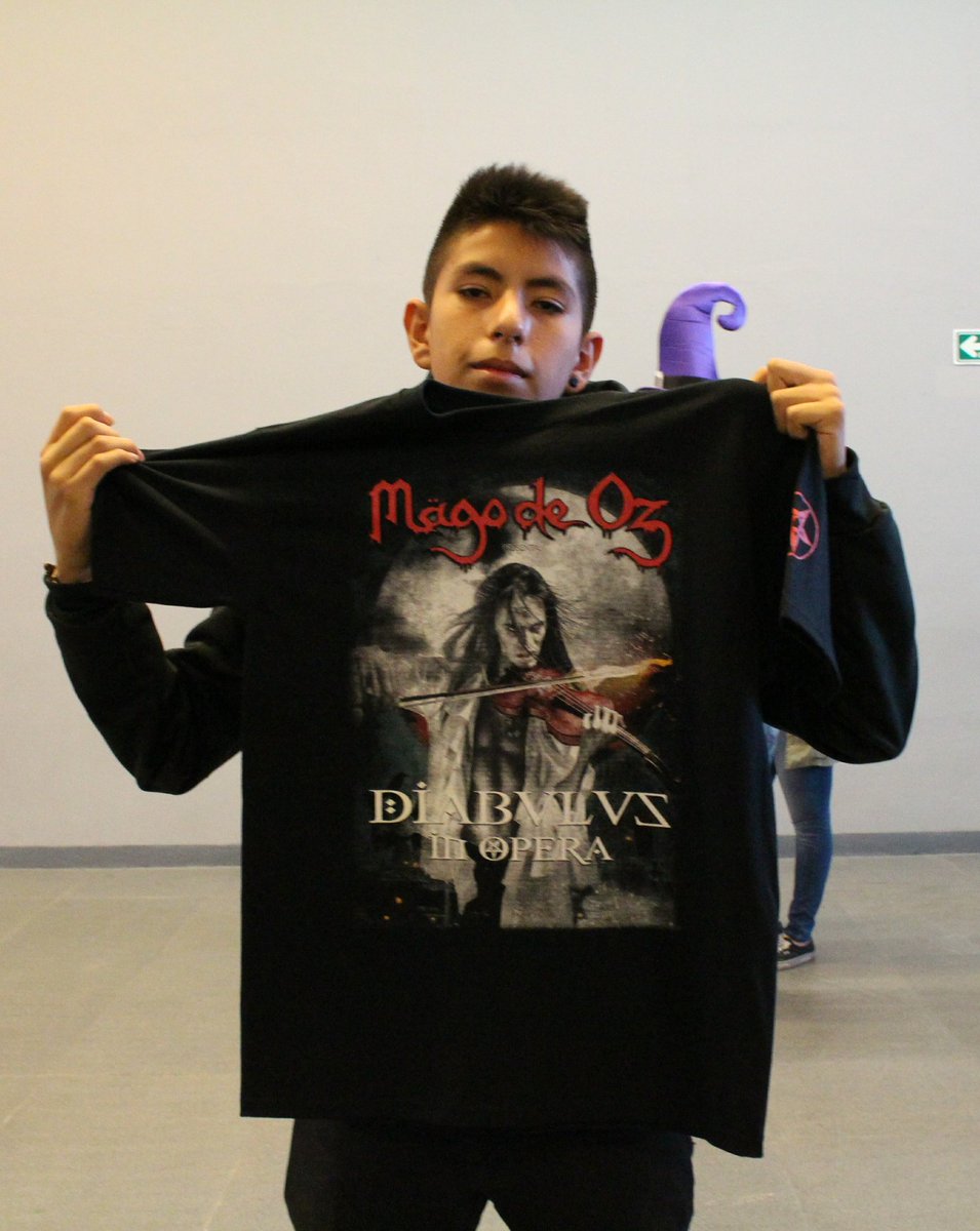 PromoShowGroup's tweet photo. ¡Gracias por su preferencia en el evento de ayer con @MAGODEOZOFIC !
#MagodeOz #PromoShowMerch #MerchOficial #Merchandise #Concierto https://t.co/hkzmhRYNvS