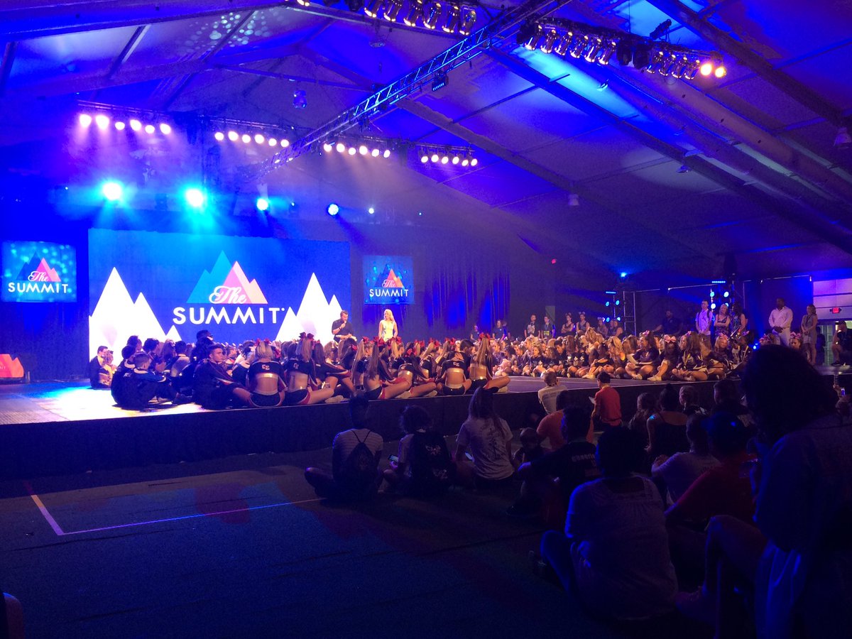 Summit Bids tweet media