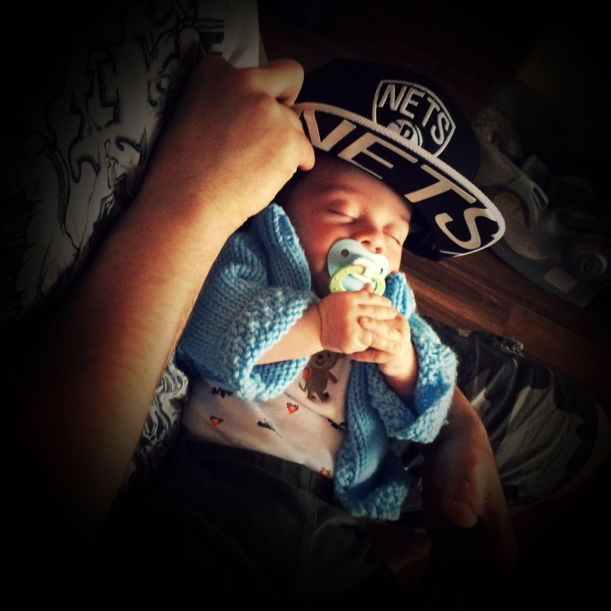116Bre's tweet photo. @jp_simms #LikeFatherLikeSon #DaddiesTwin #xoxo https://t.co/q6XlCBVQwC