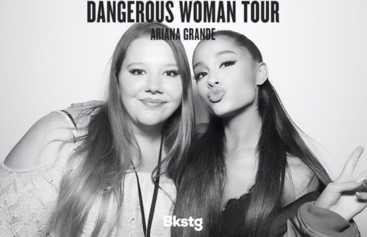 @ArianaGrande look how cute you are