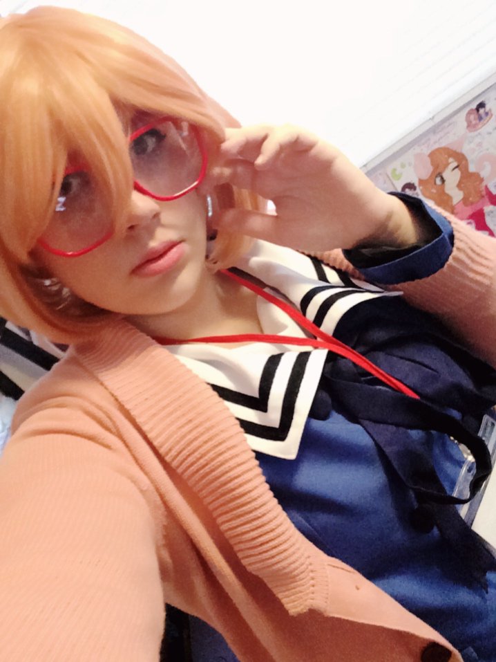 FiireKat's tweet photo. Outcon was this weekend!! I held an artist alley booth! It was pretty fun~
Saturday I was MC and Sunday I was Mirai!!
#outcon #outcon2017 https://t.co/hNW6RtYn79