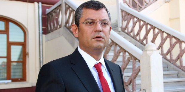 CHP'li Özel: Sağlar'ın ihracı ağır bir yaptırım; genel başkanlık tartışması son derece anlaşılır dlvr.it/P58Swb