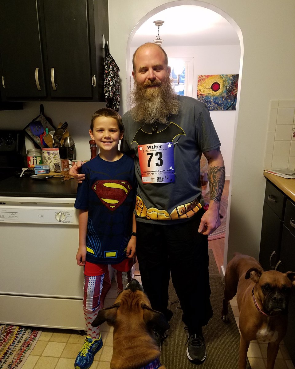 WalterJCronk's tweet photo. Father and son 1st 5k together.  #borgessrun #5k #family #familymoments #familytime #familyfun #Runningdad #runningday #teamRWB #Veteran https://t.co/oqEwx3JQqO