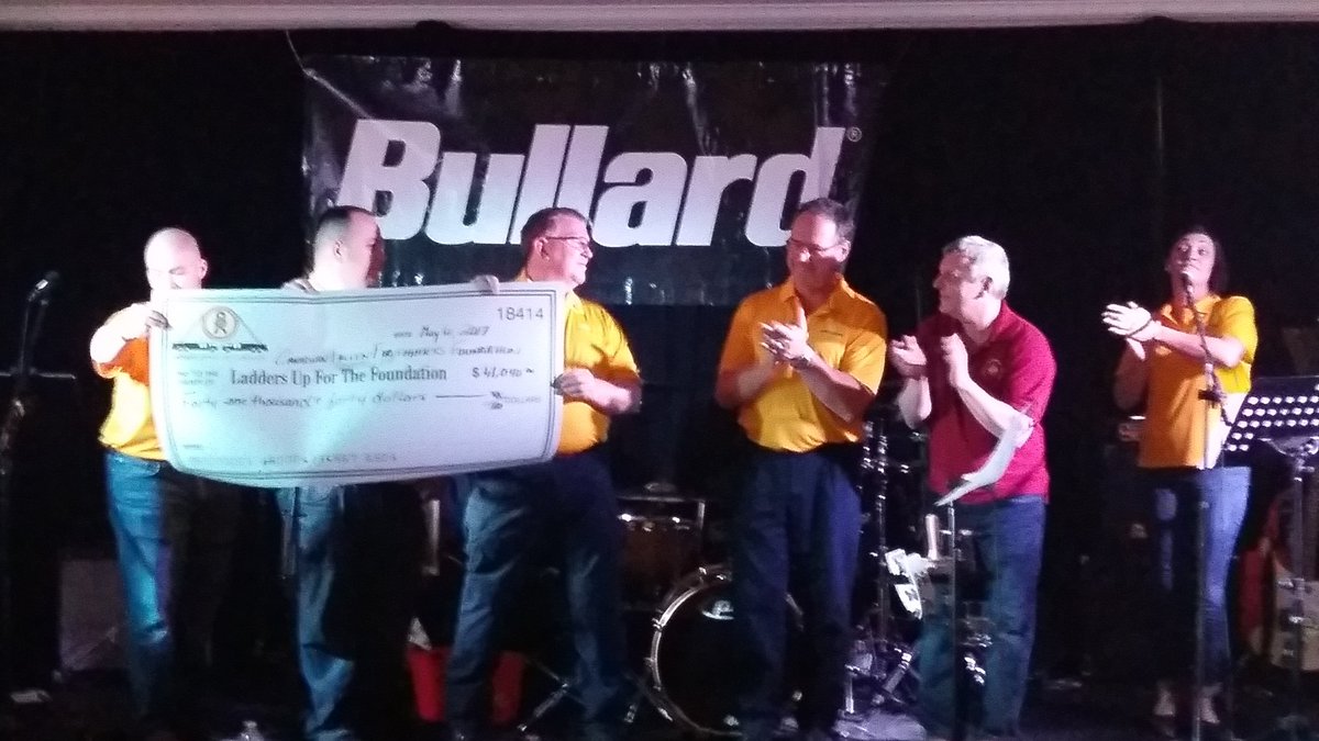 CanFirefighters's tweet photo. @LaddersUpCanada 2017 raises more than $41,000 for @CanFirefighters #laddersup #cfff Full Story - https://t.co/FZb9Bi1fYT https://t.co/ZjgGF0vJ2E