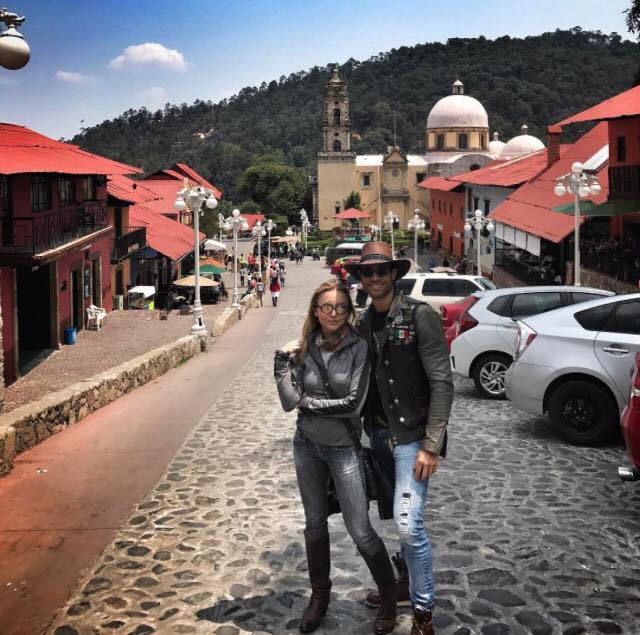 ABoyerWorld's tweet photo. México Lindo y Querido!y a tu lado @Anboy88 me gusta mucho más! #mineraldelchicohidalgo #RodandoPorMexico #RideToLive #livetoride @leyendarc https://t.co/O7NtPAjTRK