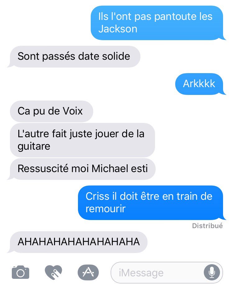 Nan_6_Fer's tweet photo. Une vraie critique en image sur les #LesJackson #lavoixtva @JulNadeau Ahahah https://t.co/8ot5uMvDqa