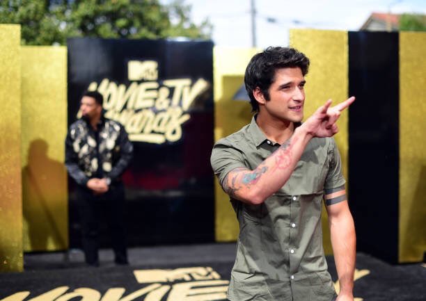 MTVteenwolf's tweet image. 🐺🐾 #MTVAwards