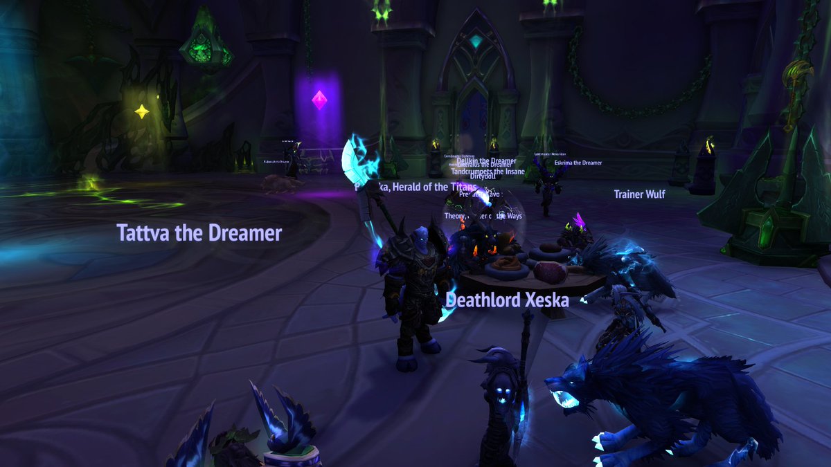 BreeskeeTV's tweet photo. don't mind me. Just raiding as a male draenei with CtM. #coinofmanyfaces https://t.co/EZ9423Xngm