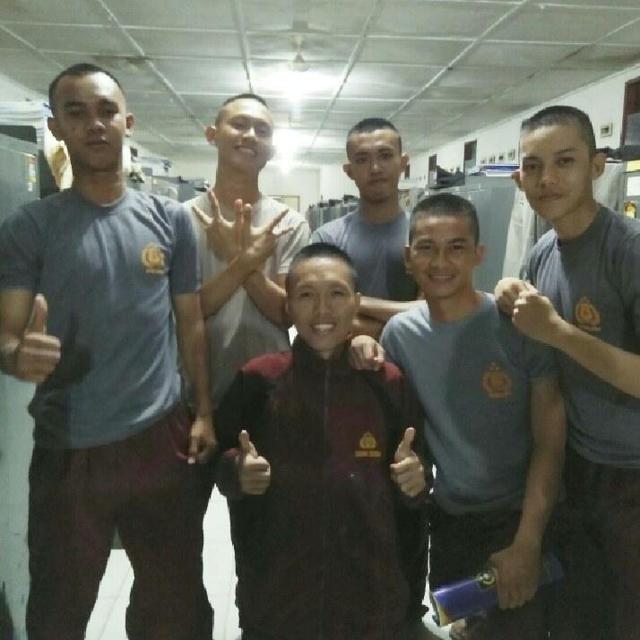 QuoteSekilas's tweet photo. ayo pergi bersamaku on #BIGOLIVE https://t.co/RgurYRIyxi https://t.co/GAcw4E39Sk