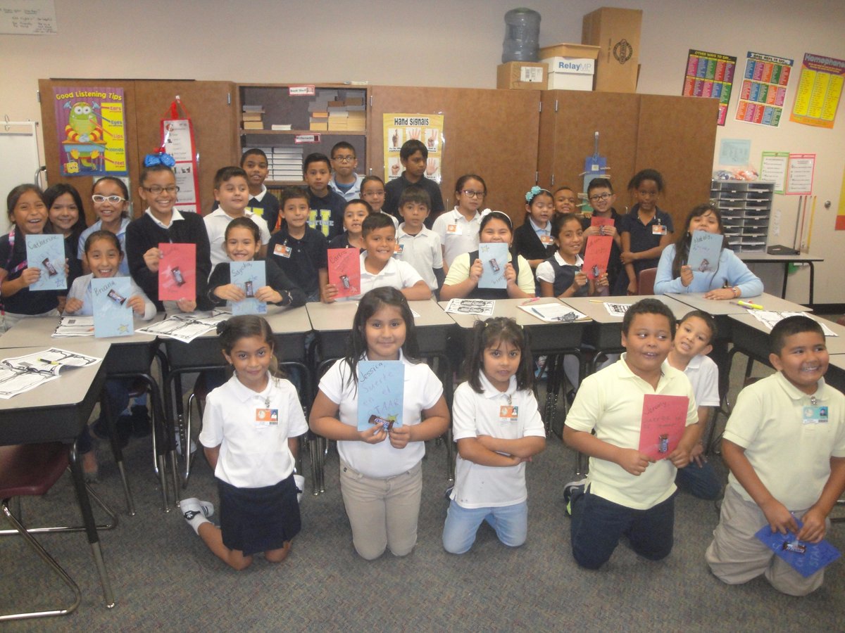 ReynaHMQ's tweet photo. We adopted Ms. Rodriguez class and wish them good luck in STAAR! #HMQ2017 https://t.co/NjghvJHecQ