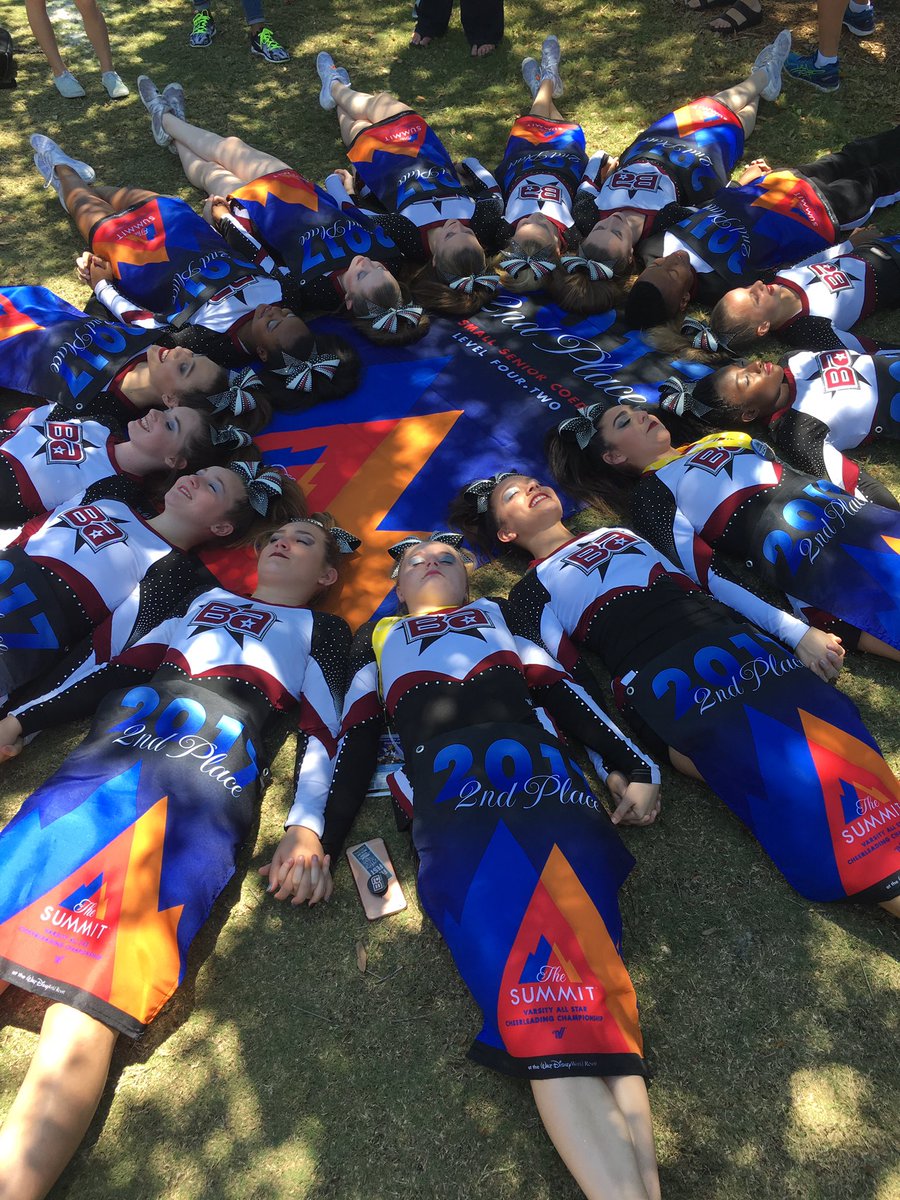 SavannahKelly18's tweet photo. 2nd in the world and #1 in my heart. I love this team so much and wouldn't have wanted to end my cheer career with any other team💗🎀 https://t.co/t8GRx7Vmhl