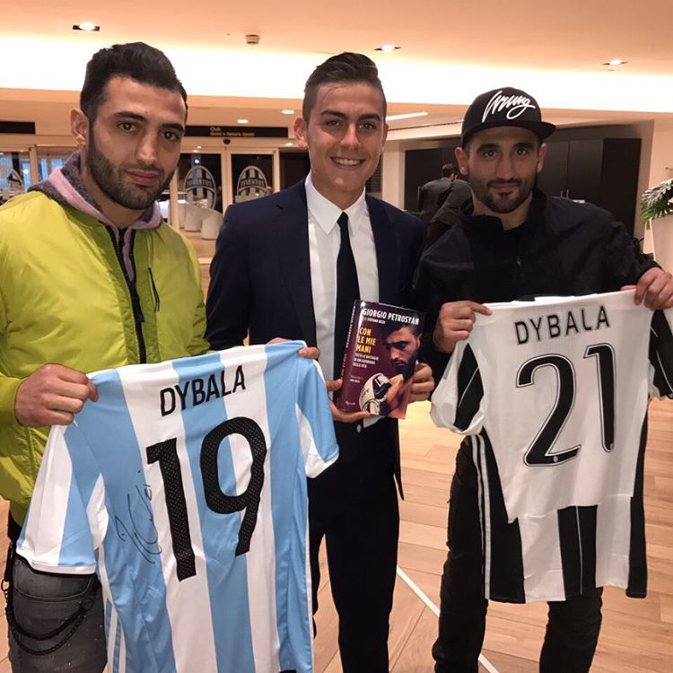 SinFlashes's tweet photo. El crack argentino del momento Paulo Dybala. https://t.co/01zqL8lCqM