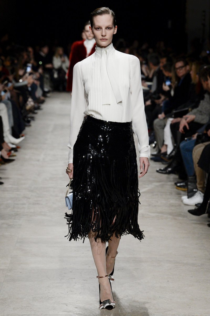 EStarProModels's tweet image. See the complete Rochas Fall 2017 Ready-to-Wear ... - estarproductions.com/see-the-comple… #modeling #fashion #teen #bikini
EStarProductions.com