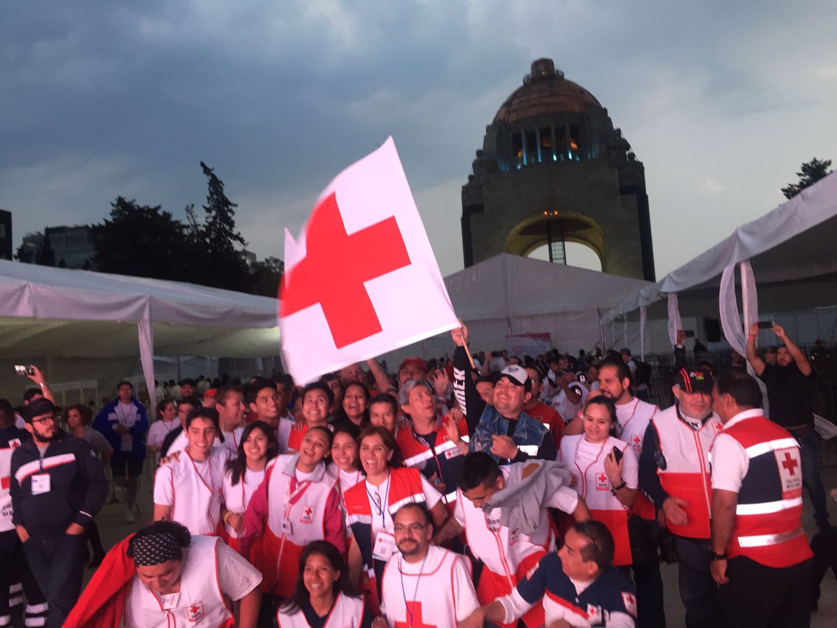 AXA México tweet media