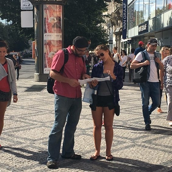 gilberra's tweet photo. A picture I had never seen before that I instantly fell in love with. Doing what I love to do most. @EFtours @kaylabrooke_20 #Europe2016 https://t.co/OFydP6Mql1