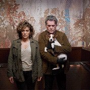 egt239's tweet photo. Thanks for tweeting east cst. West coast see you later. TweetHearts all. #shadyfans #shadesofblue @jlo @rayliotta @dreadematteo @vinnyel https://t.co/AAXxoJEujr