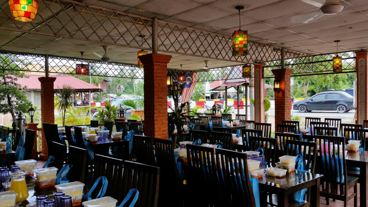 moworksmy's tweet photo. Sarapan enak ubi rebus di #FT05 Batu Pahat, Johor. #FTRoadPedia #FTRoadPediaZonSelatan #CiptaDetikIndahBersama https://t.co/lBA5lZsemU