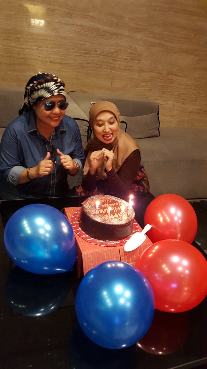 Selain jelajah #ftroadpedia zon Selatan <a href="/RakanKKR/">RakanKKR</a> <a href="/nyonyacyber/">n u r u l</a> &amp; warga <a href="/MOWorks/">でやんす</a> <a href="/norehamohd/">noreha mohd</a>  turut dirai kek harijadi. Ingatan &amp; penghargaan