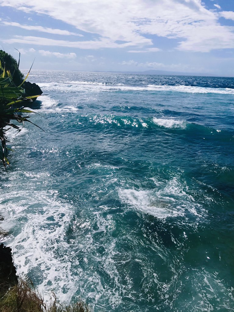 LUCYNAMMERS's tweet photo. Bali ✈️☀️ https://t.co/WpAm6gWflp