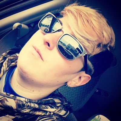 lex.. (@alexis_knotts) / Posts / X