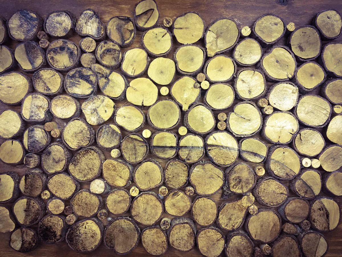 kimkeilt's tweet photo. NAHS creations for the silent auction. At the 1st annual CRHS ART SHOW May 12 @ the Main Commons. @CougarnationJ  @GlobalVine https://t.co/iDaqBVd9sc