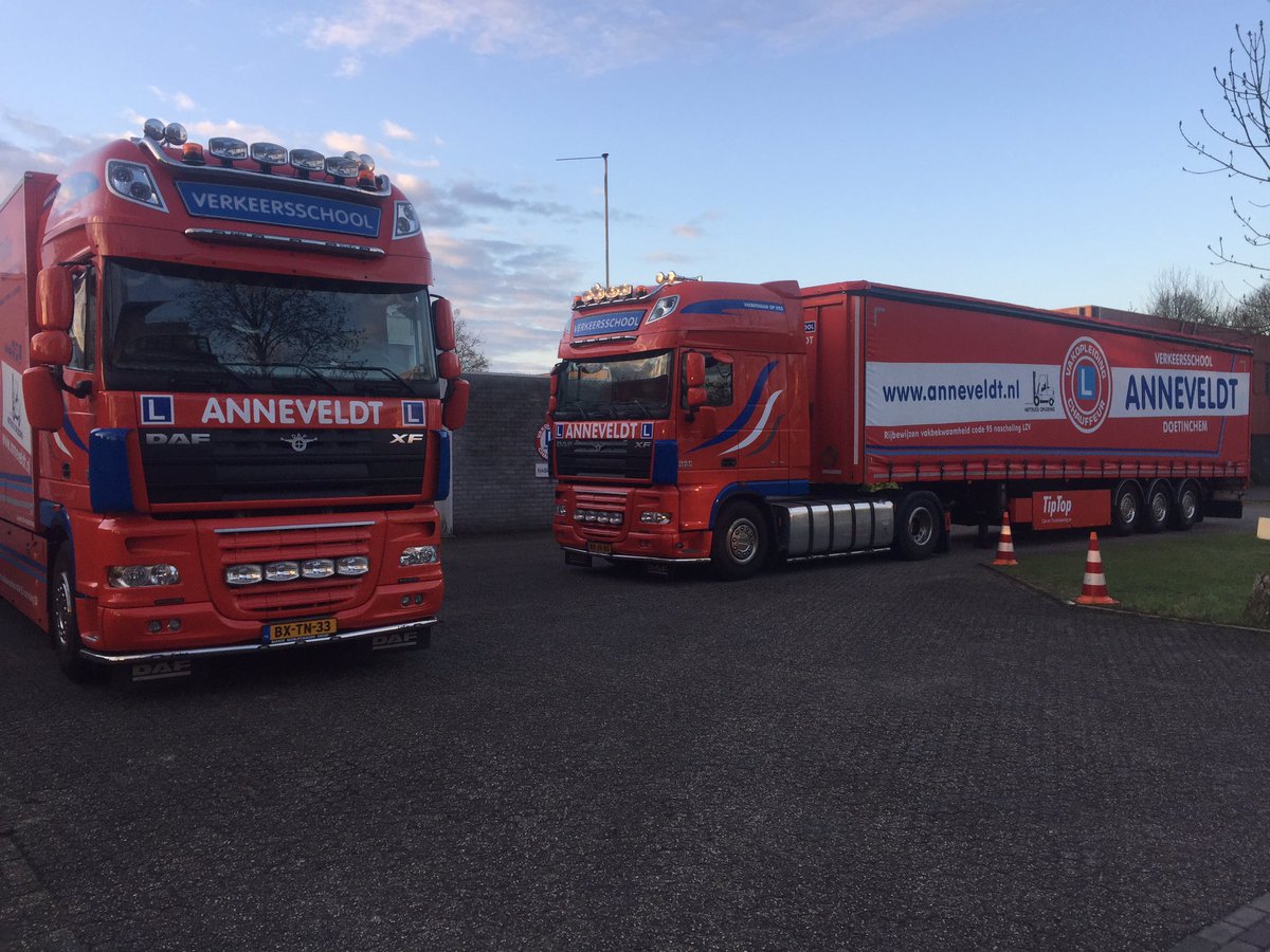 Examens vrachtauto en trekker oplegger vanaf eigen locatie in Doetinchem.