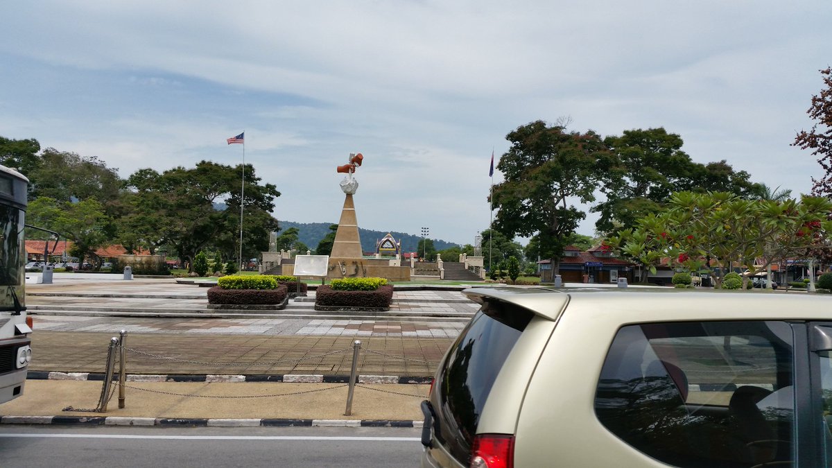 moworksmy's tweet photo. Batu Pahat! #FT05 #FTRoadPedia #FTRoadpediaZonSelatan #CiptaDetikIndahBersama #BatuPahat https://t.co/RHqnxQ59qH