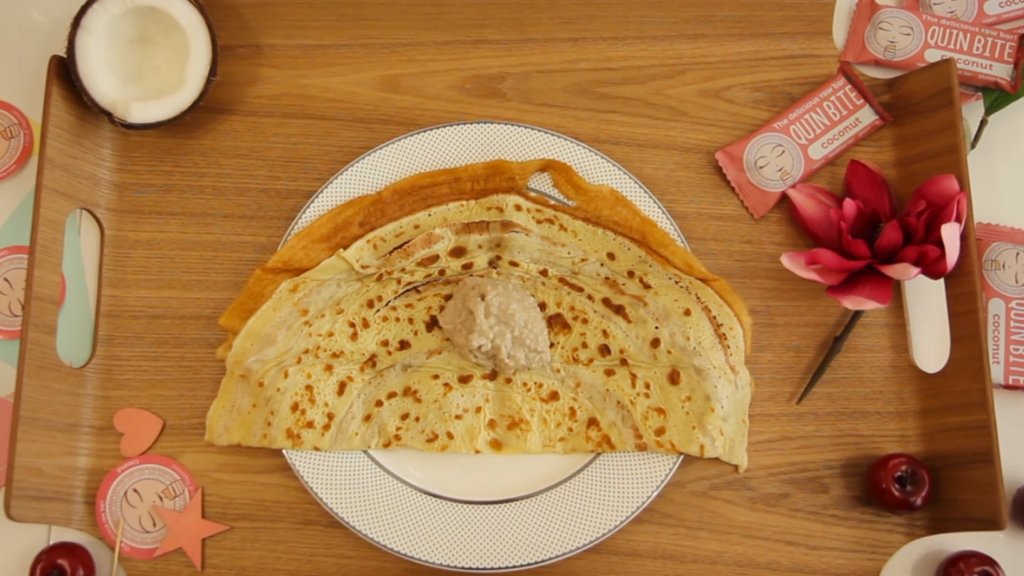 QuinBite's tweet photo. What is better than pancakes for breakfast? Pancakes with QUIN BITE - The delicious raw bar of course! Wishing an awesome day :) #quinbite https://t.co/kIfEkvaWGC