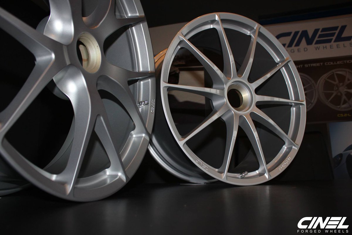 CinelForged's tweet photo. @CinelForged #wheels #CF201 #CF202 #CENTERLOK
for #Porsche991GT3RS #Carrera  #porsche911 #laferrari #ferrari #forgedwheels #felgen #evo https://t.co/p2VZc2U925