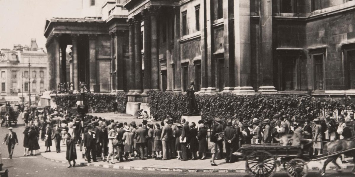 NationalGallery's tweet photo. From protecting our paintings to lunchtime concerts, learn about the National Gallery in Wartime on #VEDay: https://t.co/bvoN9roVaG https://t.co/LtbVKh2PmB