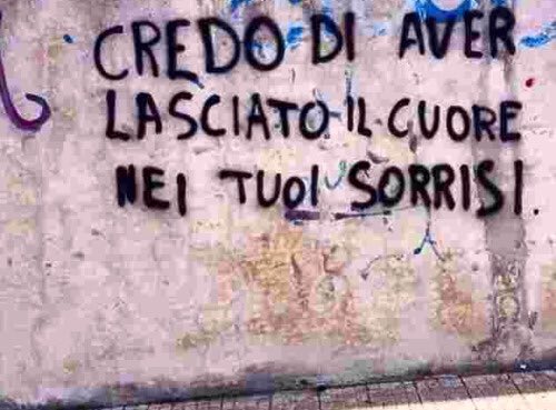NientedacapireN's tweet photo. Non smettere mai di sorridere nemmeno quando sei triste
non #saiQuando qualcuno potrebbe innamorarsi del tuo sorriso
Marquez

Buon #8maggio https://t.co/juGiY3LUBo