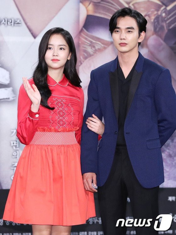sohyunpics's tweet photo. [170508]  #RulerMasterOfTheMask press conference https://t.co/iUAG9P4nqO