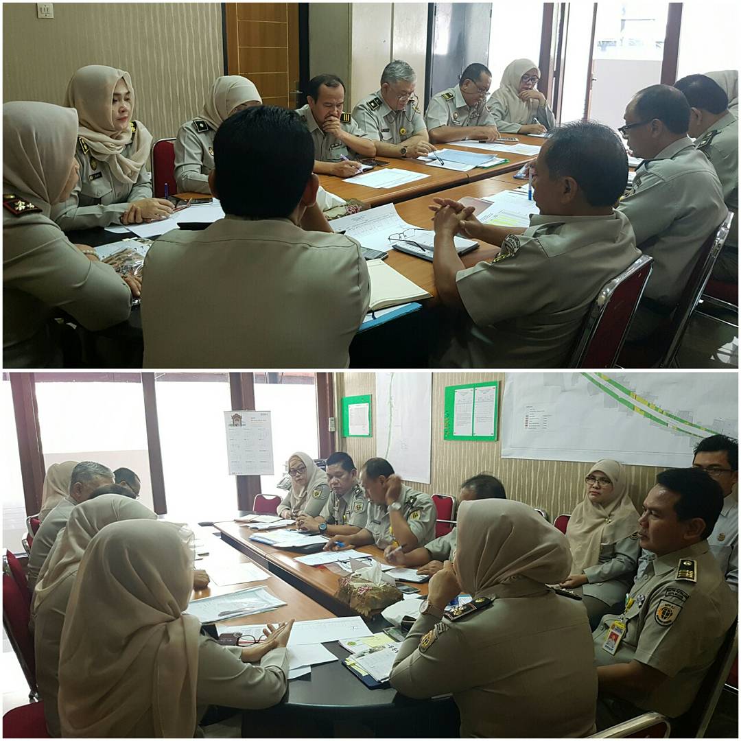 kantahkotabogor's tweet photo. Rapat rutin awal minggu terkait evaluasi kinerja setiap seksi dan kegiatan-kegiatan strategis. https://t.co/aQkJV3TKT5