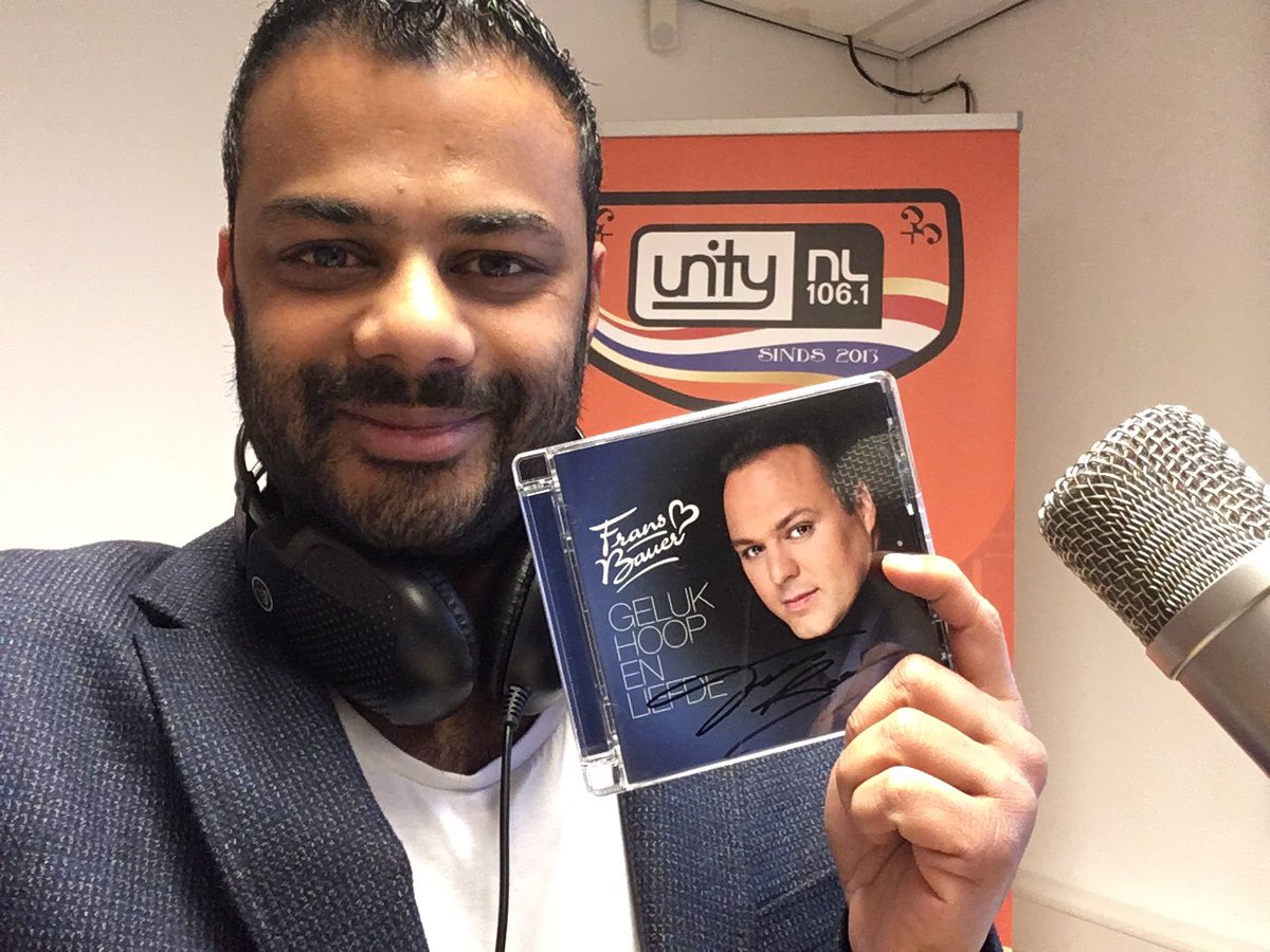 Unity NL (@unitynl) on Twitter photo Luister deze week tussen 10-12u naar <a href="/rudoslappendel/">Rudo Slappendel</a> & maak kans op 't album van <a href="/fransbauer_/">Frans Bauer</a>. Luister; unitynl.nl of 106.1FM. Luister deze week tussen 10-12u naar <a href="/rudoslappendel/">Rudo Slappendel</a> & maak kans op 't album van <a href="/fransbauer_/">Frans Bauer</a>. Luister; unitynl.nl of 106.1FM.