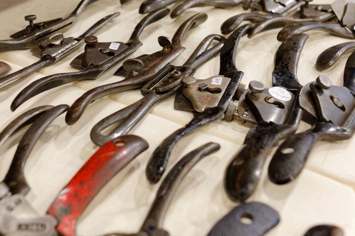 CCEvents's tweet image. Tue 9th May. #Antiques #Vintage Fair @WLCLeisure , Hexham, NE46 3PD. Up to 130 stands 9.30am to 3.30pm Adults £1.20