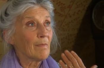 Happy Birthday to Phyllida Law who played Bea Nelson-Stanley in The Sarah Jane Adventures - Eye of the Gorgon. 
