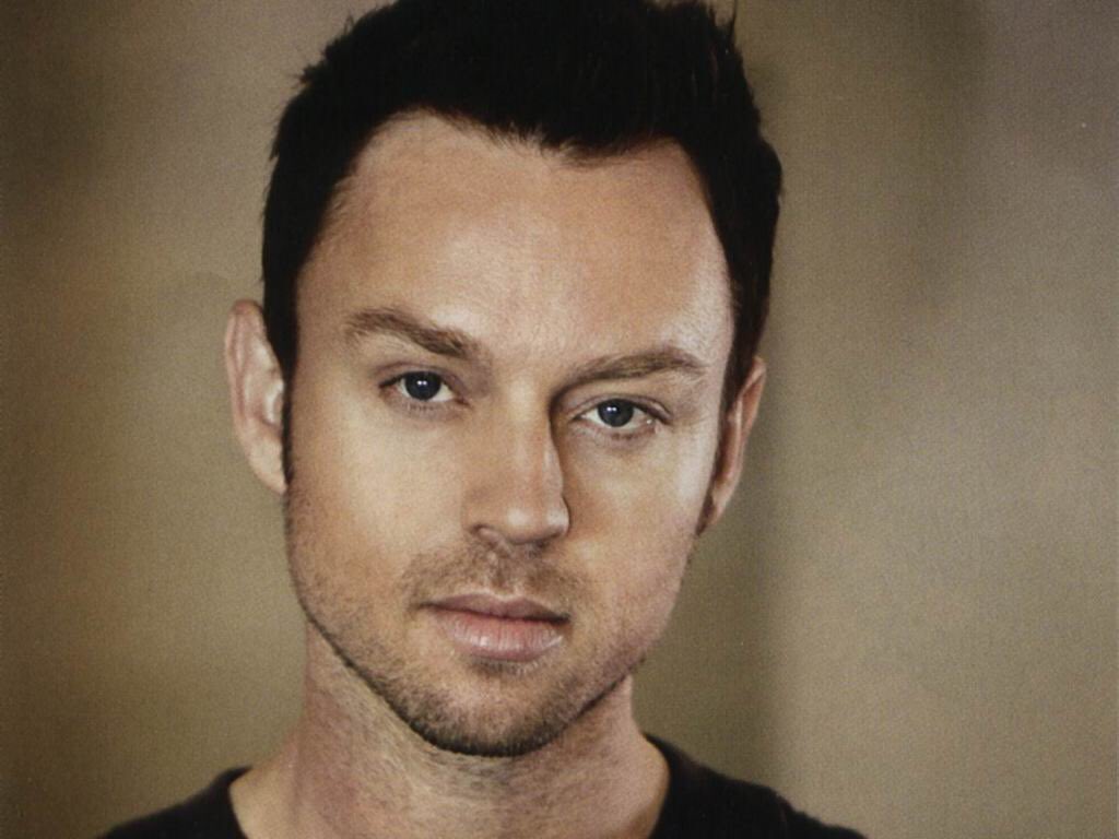 Happy 45th Birthday Darren Hayes. We will play some on our show today on 5-7pm 