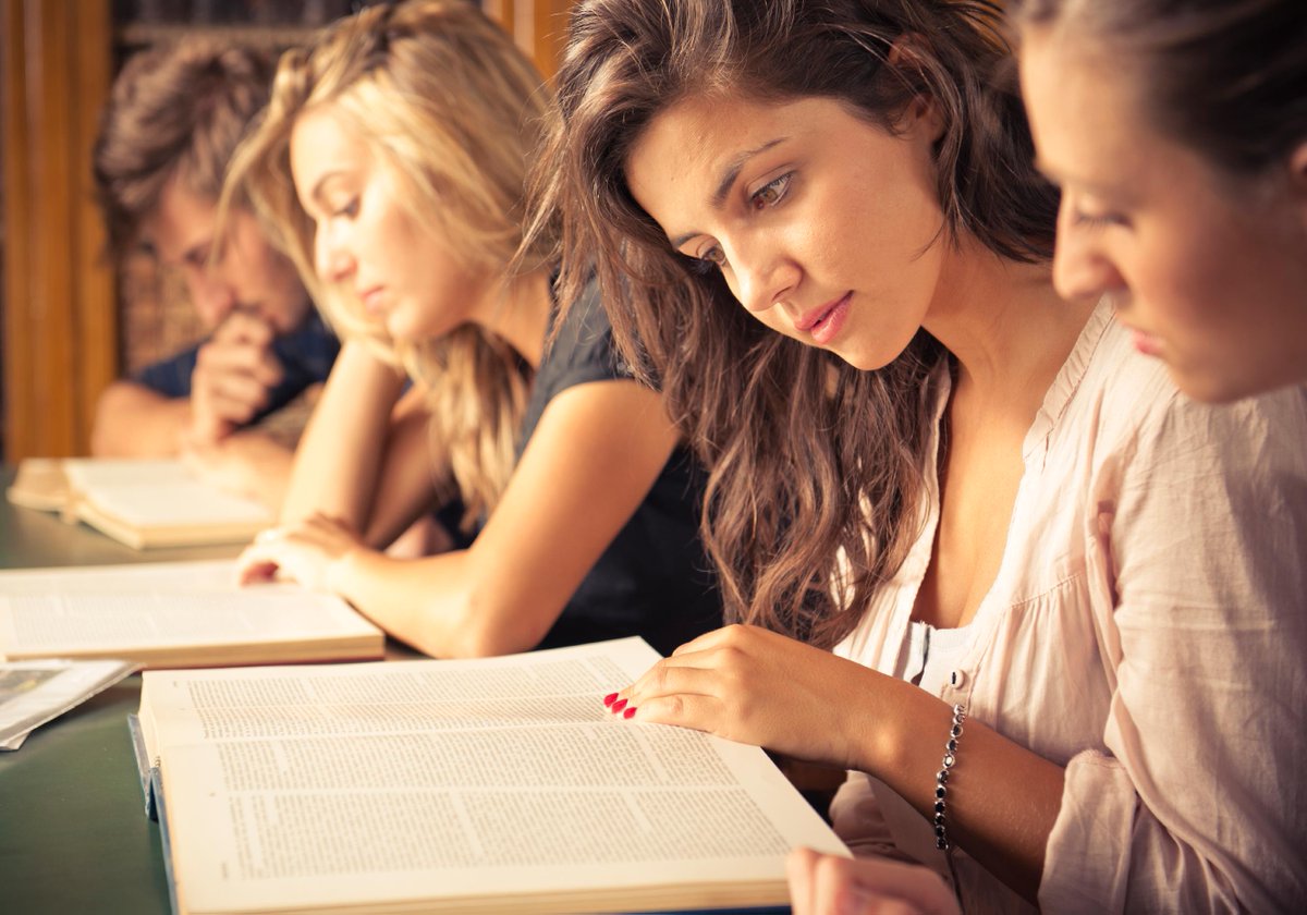 etrainingtutor's tweet image. Customized writing service, flexible, 24x7 support, best result, proper citation and referencing. Contact etrainingtutor.