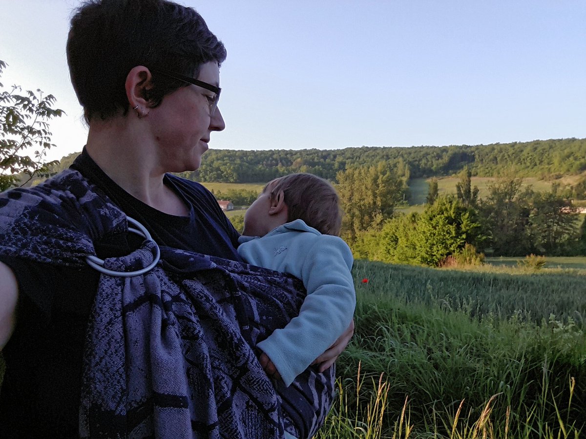 LeMoustier's tweet photo. Wrapping made being up super early into an opportunity- a dawn walk, serenaded by nightingales, hoopoes & turtle doves #EBW2017 #ispyfispi https://t.co/lM3CzpWXct