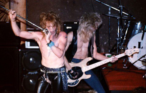 axlrose995's tweet photo. L.A. Guns
#axlrose #Gnr #gunsnroses #la guns #tracii guns https://t.co/7FEmkPHuUG